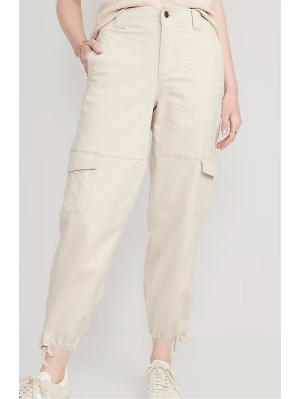 Old Navy Barrel Leg Cargo Pants In Cozy Cashmere Size M